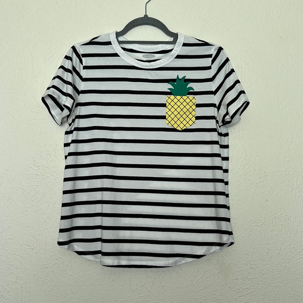 Old Navy Pineapple Pocket Tee